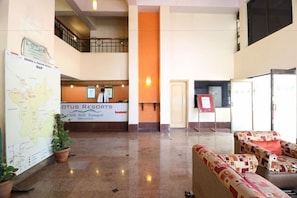 Lobby - Vits Kamats Resort (Silvassa)