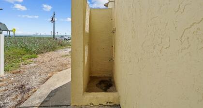 Ocean Views, Beach Across Street & Pet-Friendly | Sunrise Cottage