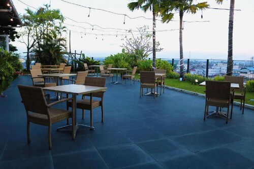 Borneo Hotel
