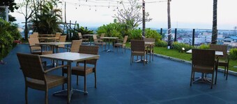 Borneo Hotel