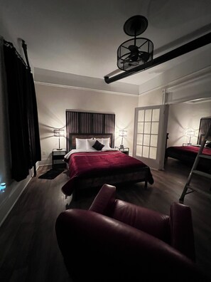 2 chambres, fer et planche à repasser, Wi-Fi gratuit, draps fournis