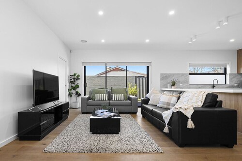 Domi rentals - The Highland House