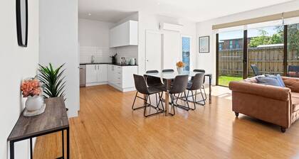 Domi Rentals - The Fregon Townhouse