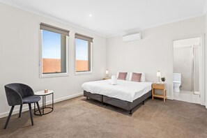 Iron/ironing board, travel cot, WiFi, bed sheets