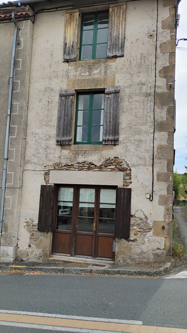 Exterior - Cozy Retreat in Tranquil Rancon (Rancon)
