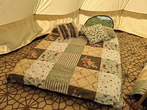 1 bedroom, iron/ironing board, bed sheets