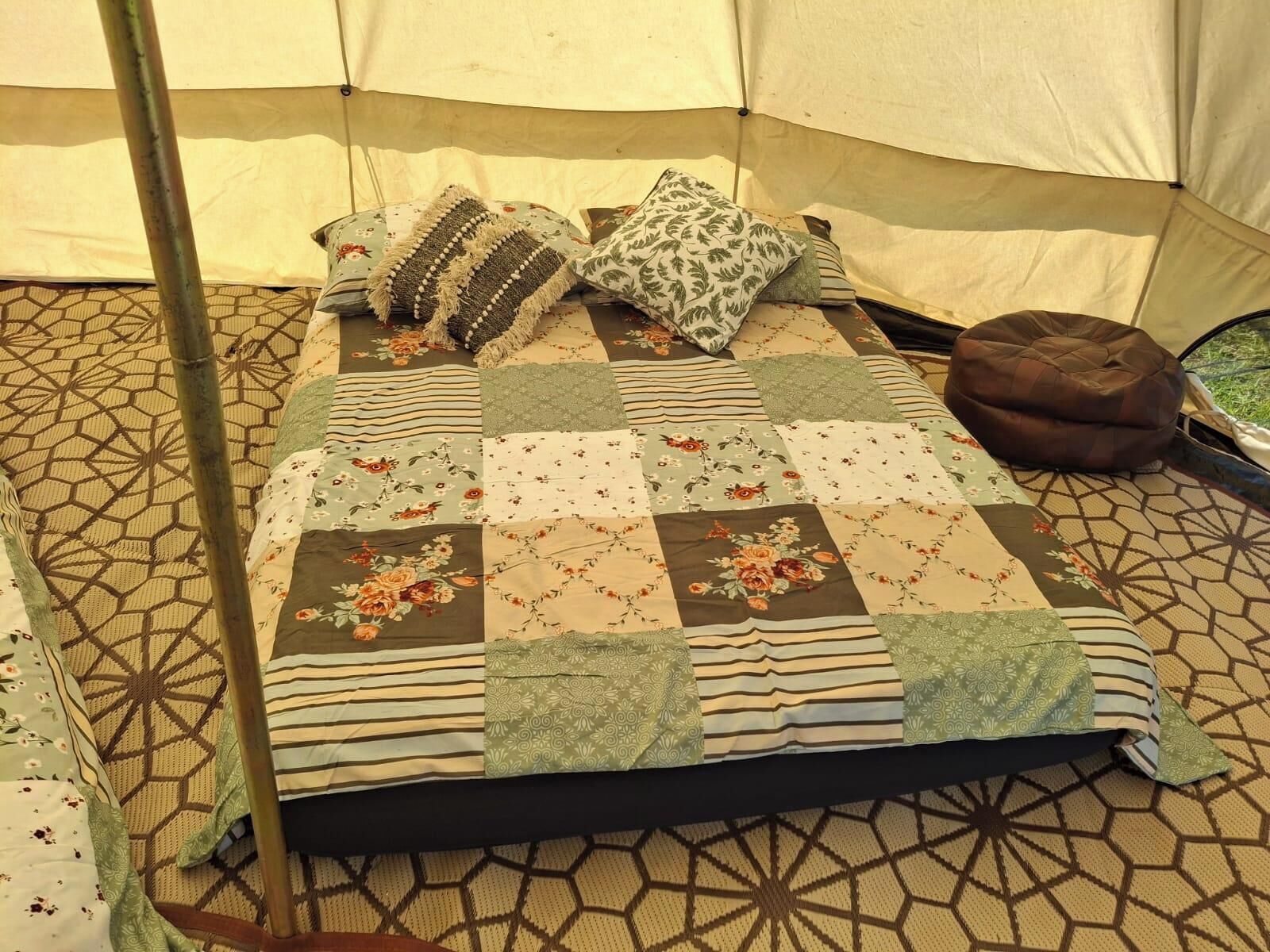 1 bedroom, iron/ironing board, bed sheets