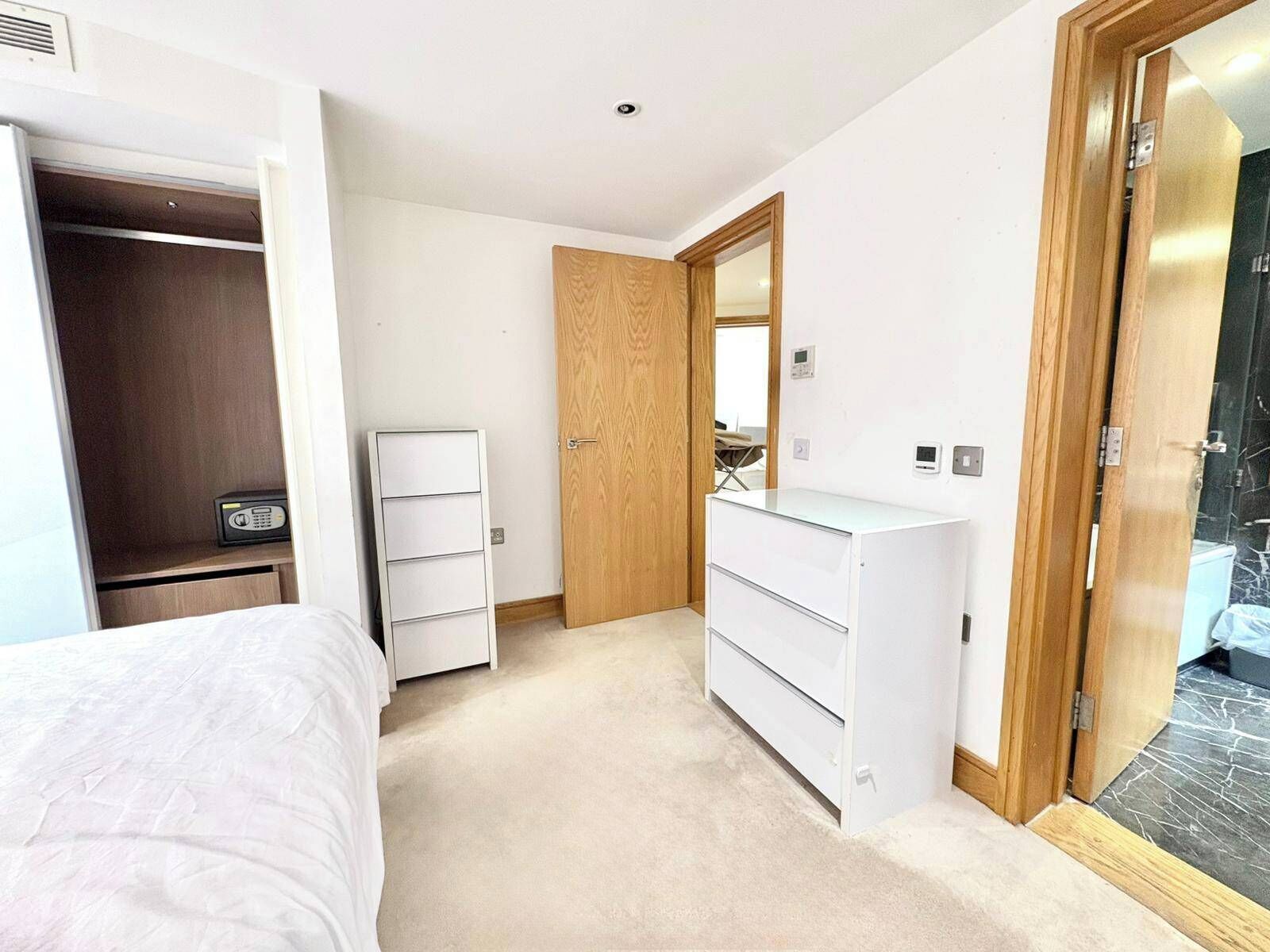 4 bedrooms, WiFi