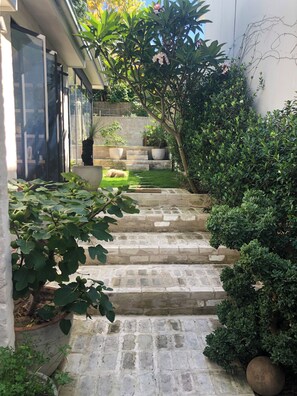 Exterior detail - Bronte garden apartment (Waverley)