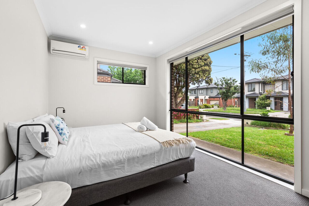 4 bedrooms, iron/ironing board, travel cot, WiFi
