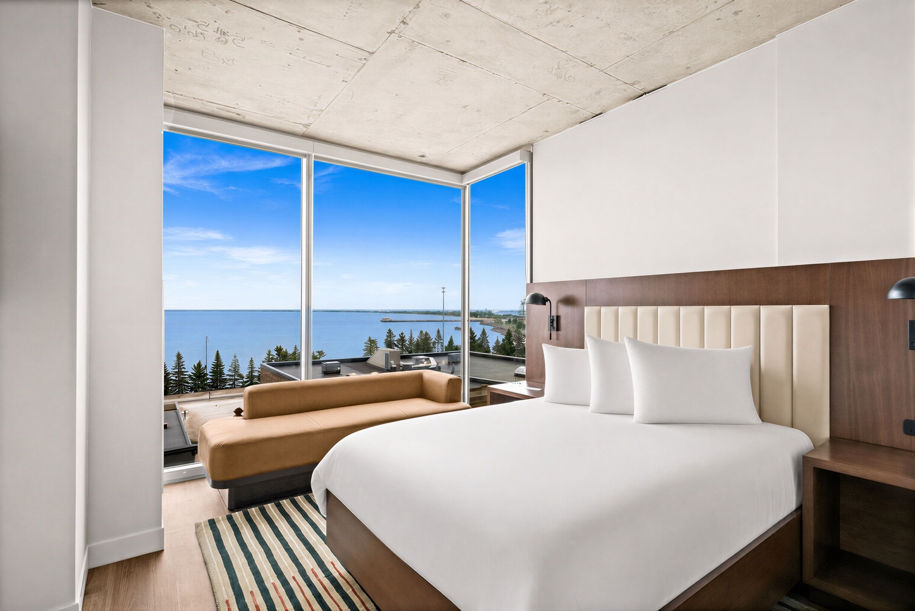 Wifi gratis y ropa de cama 