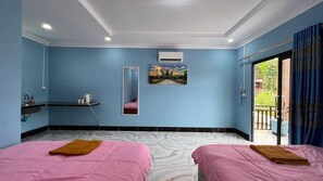 Family Room, Garden View - Mango Bungalows & Hostel Koh Rong (Koh Rong)