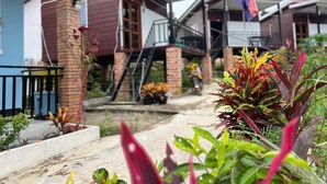 Exterior detail - Mango Bungalows & Hostel Koh Rong (Koh Rong)