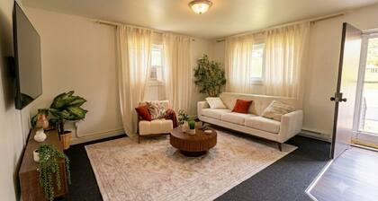 Fabulous 2-bedroom apartment with Free EV charging station
