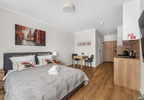 Room - Zabłocie Riverside Deluxe Studio (Kraków)