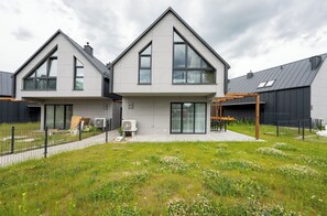 Esterni
