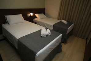 Room - Essa Ncia Hotel Francisco Beltra O (Francisco Beltrao)