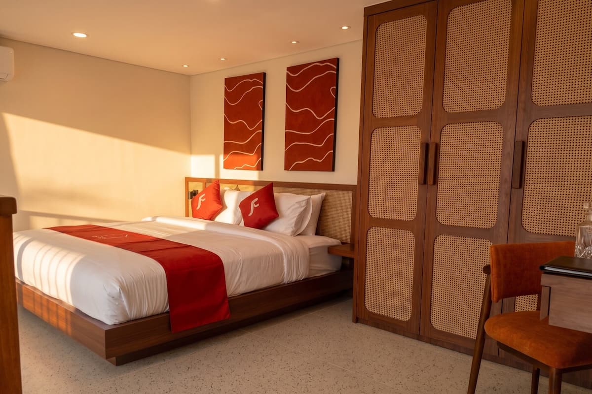 Suite superior, 1 cama King size, aire acondicionado, vista a la alberca | Wifi gratis 
