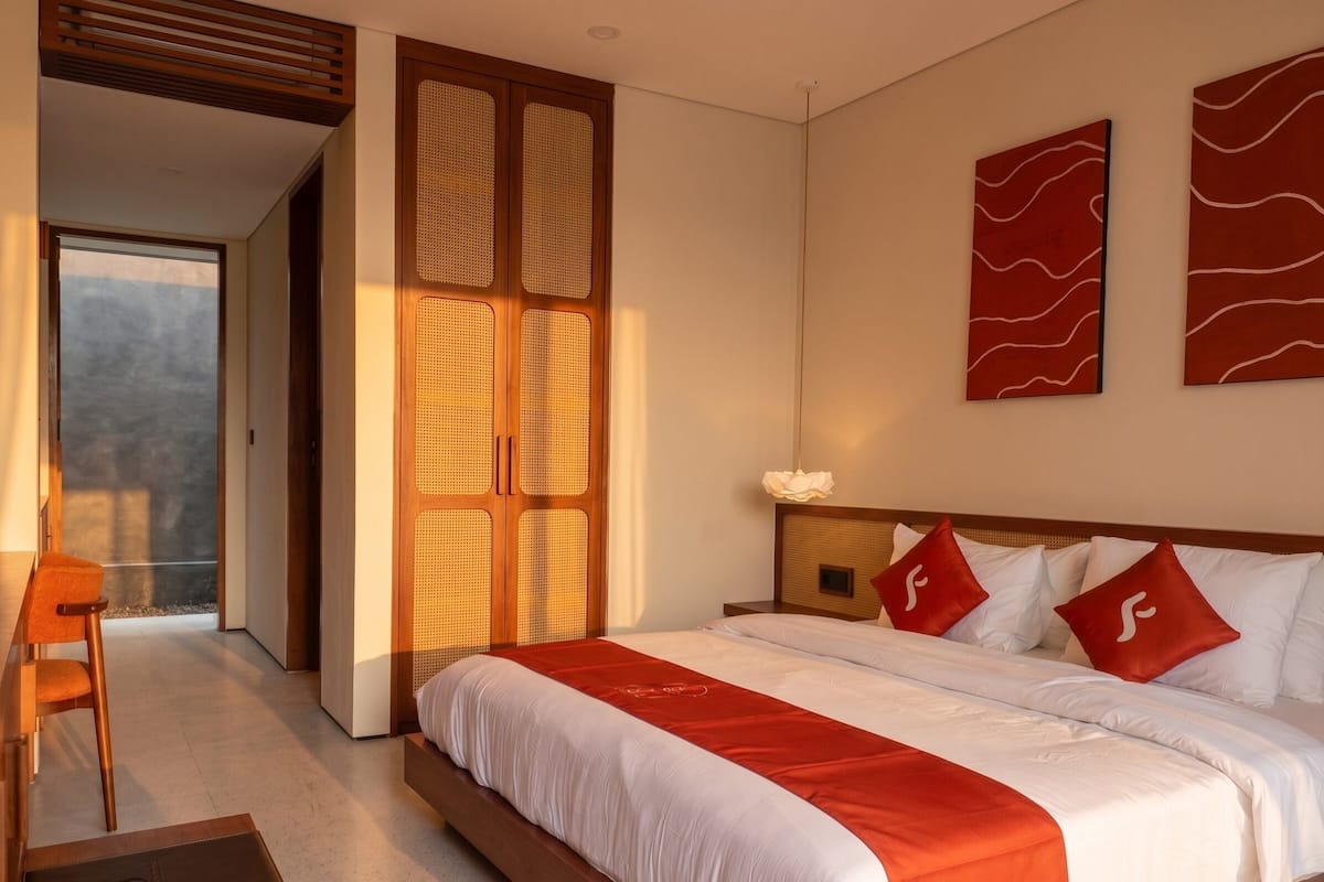 Habitación doble Deluxe, 1 cama King size, aire acondicionado, vista a la alberca | Wifi gratis 