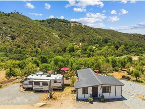 Exterior - Avocado Oasis Retreat Hot Tub, Casita, RV Parking & Private Retreat Glamping (San Marcos)