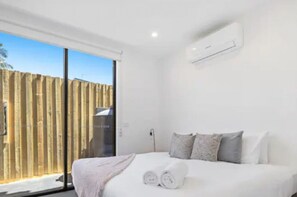 Desk, iron/ironing board, travel cot, WiFi