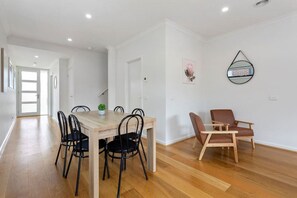 Dining - Domi Rentals - The Mill Residence (Clayton South)