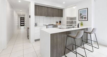 Domi Rentals - The Third Residence