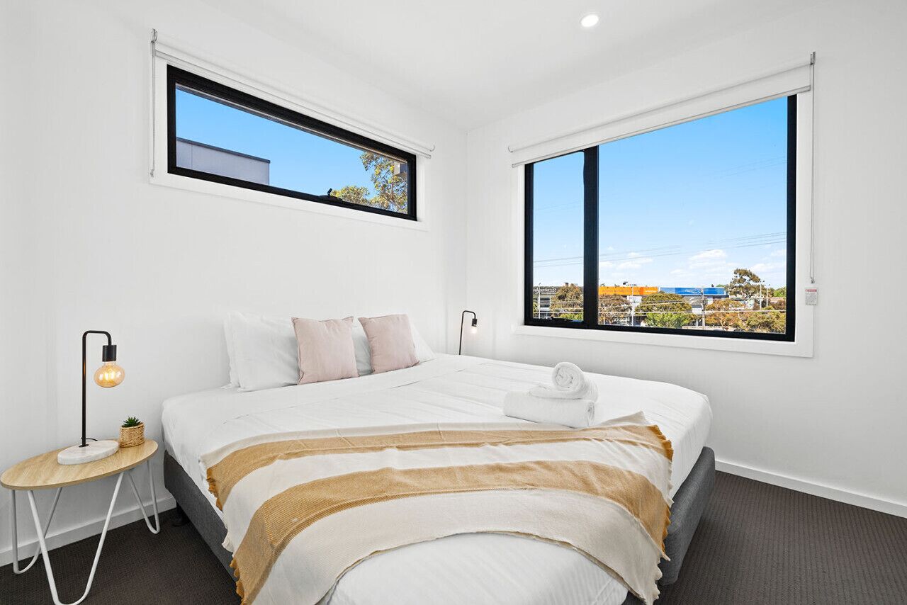 2 bedrooms, iron/ironing board, travel cot, WiFi