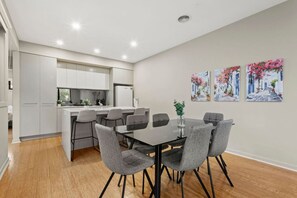 Dining - The Brighton Townhouse (Brighton East)
