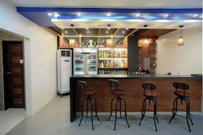 Bar (en la propiedad)