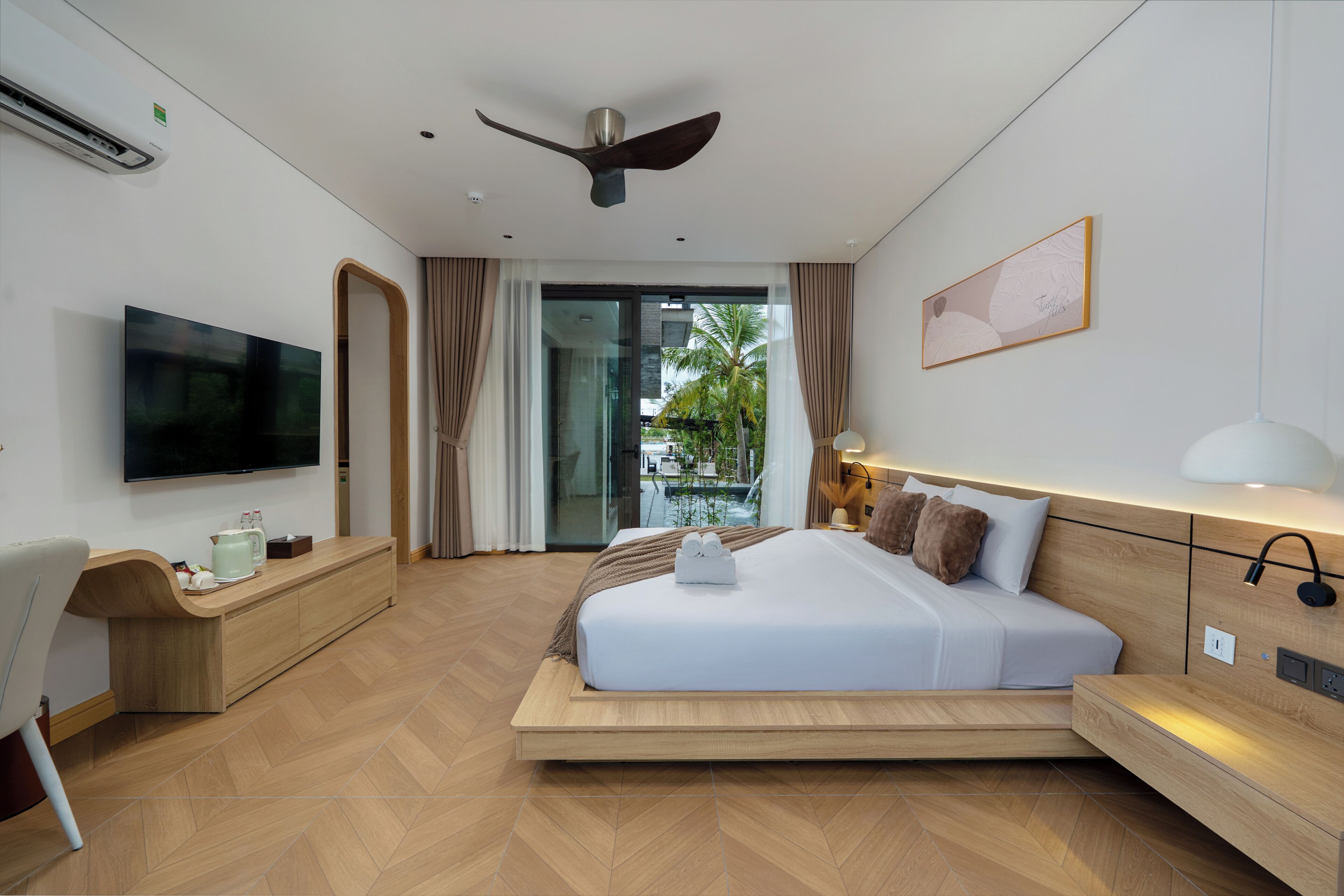 Premium bedding, free WiFi, bed sheets