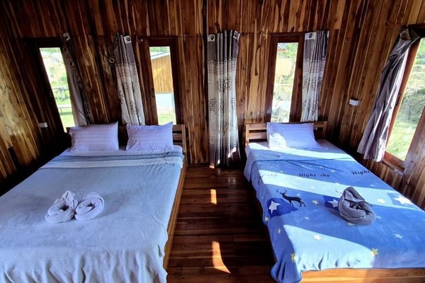 Triple Room, Balcony, River View | WiFi (free)
