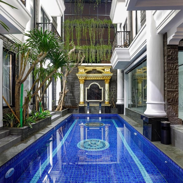Pool - S and F Residence (Jakarta)