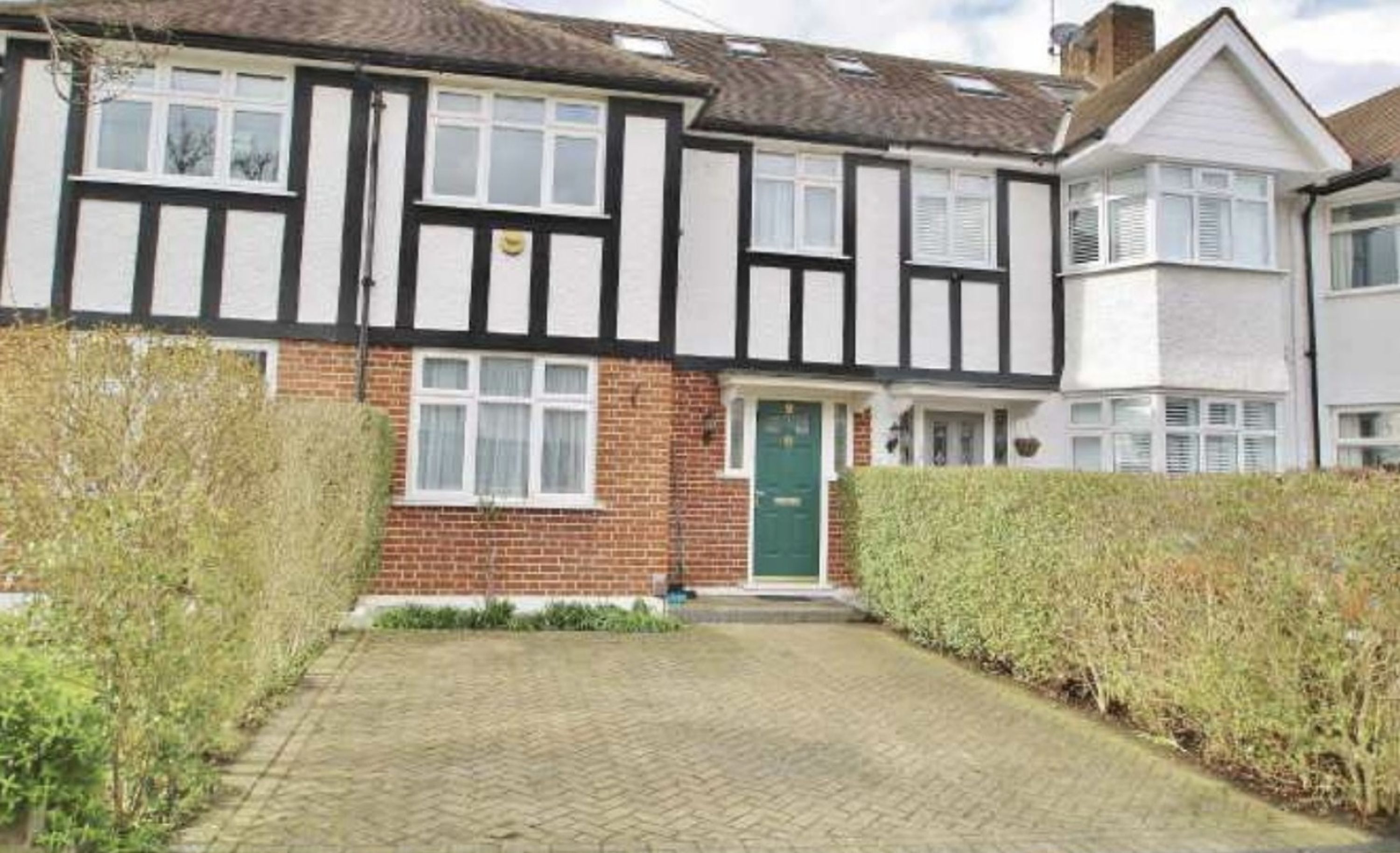 House | 6 bedrooms