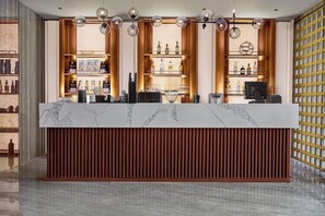Bar (trong khuôn viên)