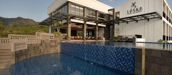 Laska Hotel and Resort Ciletuh