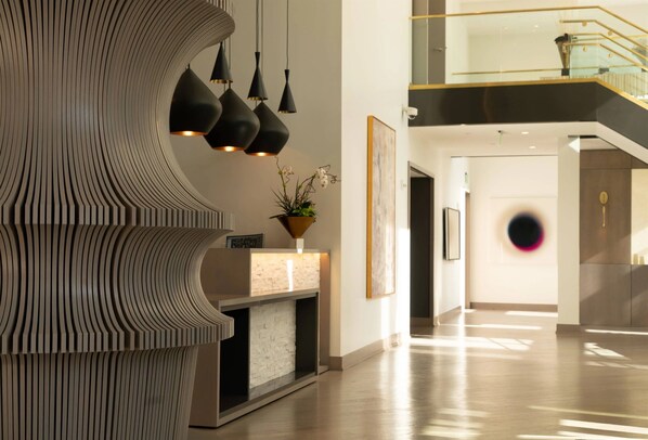 Interior - City Blue | Luxury 2BR Highrise | Year-Round Pool | Downtown Skyline Views (Atlanta)