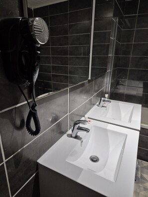 Bathroom - Maison avec 4 chambres et jardin BREST (Brest)