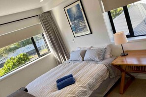 Room - Stylish Townhouse in Grey Lynn close to central city (Auckland)