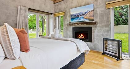 Stone Cottage with Fireplace