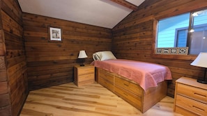 Habitación individual clásica, 2 camas individuales, no fumadores, Se admiten mascotas | Escritorio, espacio para trabajar con un portátil, wifi gratis