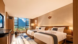 Kahden hengen classic-huone (kaksi sänkyä), näköala mäelle | Ylelliset vuodevaatteet, memory foam -patjalliset sängyt