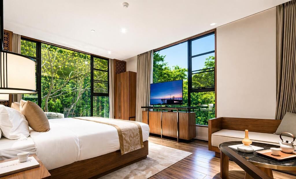 Comfort Double Room, Hill View | Peralatan tempat tidur premium, busa memori, bar mini percuma 