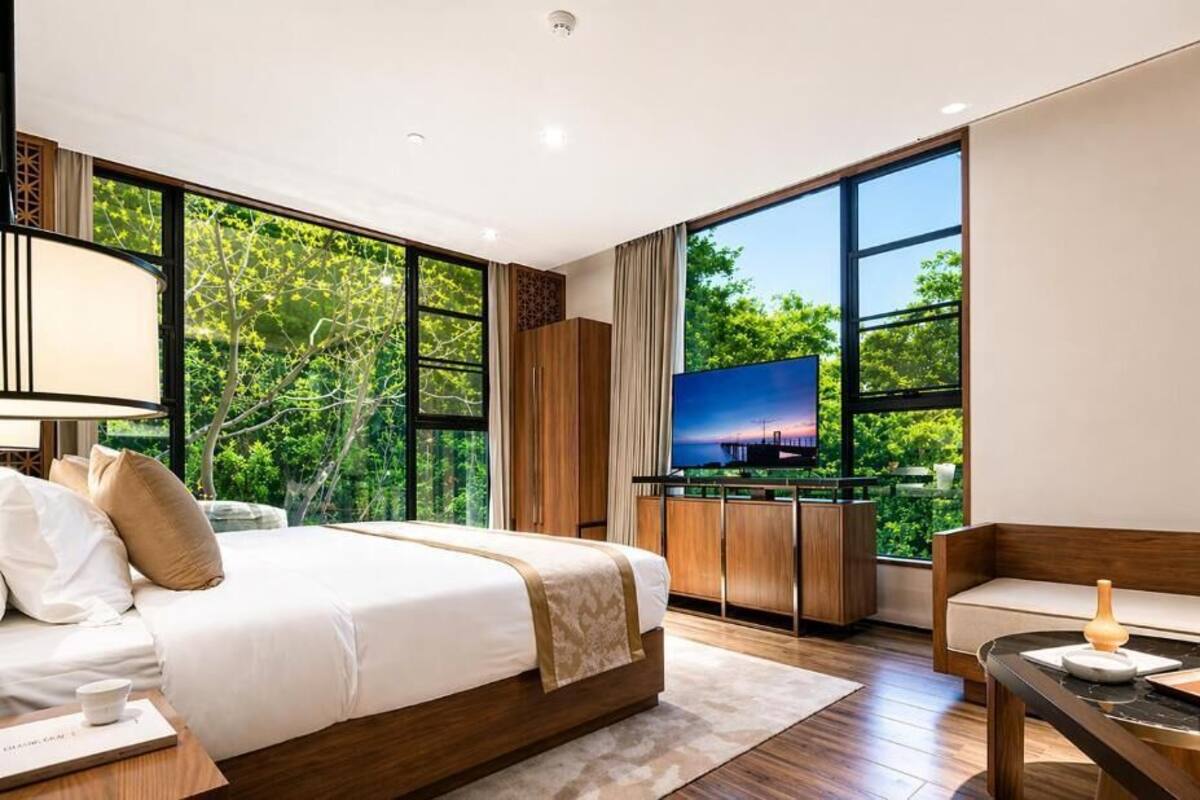 ห้องคอมฟอร์ทดับเบิล, วิวภูเขา | เครื่องนอนระดับพรีเมียม, เตียงเมมโมรีโฟม, มินิบาร์ฟรี
