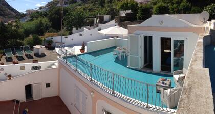 Cozy Apartment with a Large Terrace Overlooking the Sea