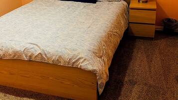 WiFi, bed sheets