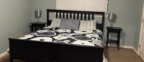 4 bedrooms, WiFi, bed sheets