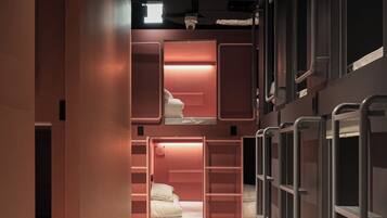 Deluxe Double Room, Women only