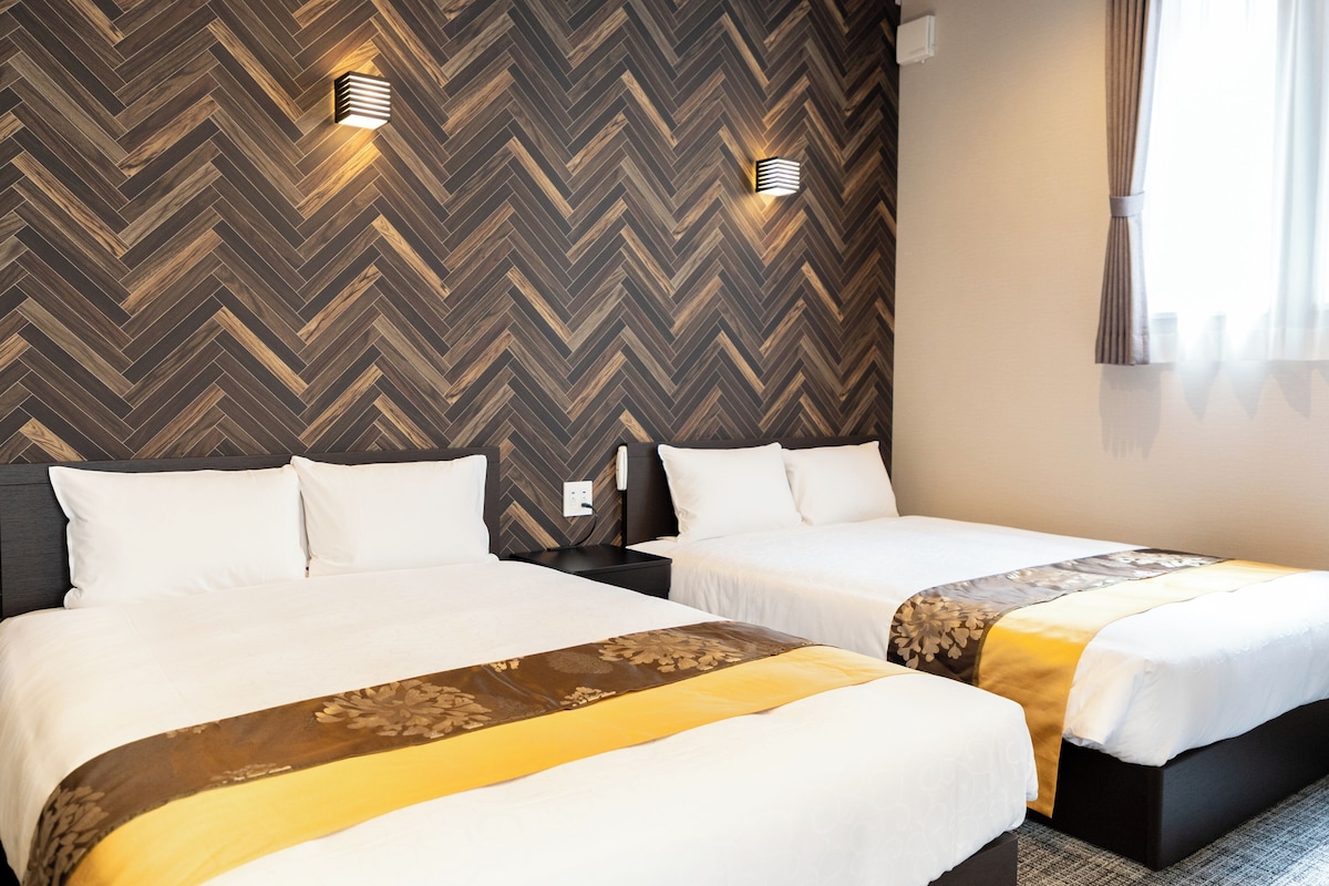 Superior Quadruple Room | WiFi (free)