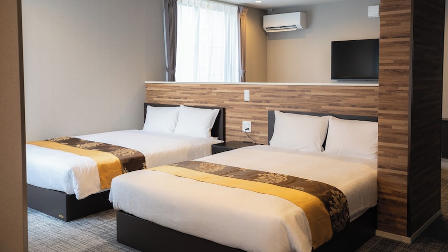 มิโกะ โรงแรม ฟุกุโอกะ 01